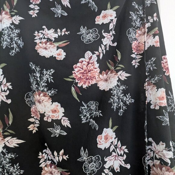 Floal wrap skirt - Picture 2 of 7